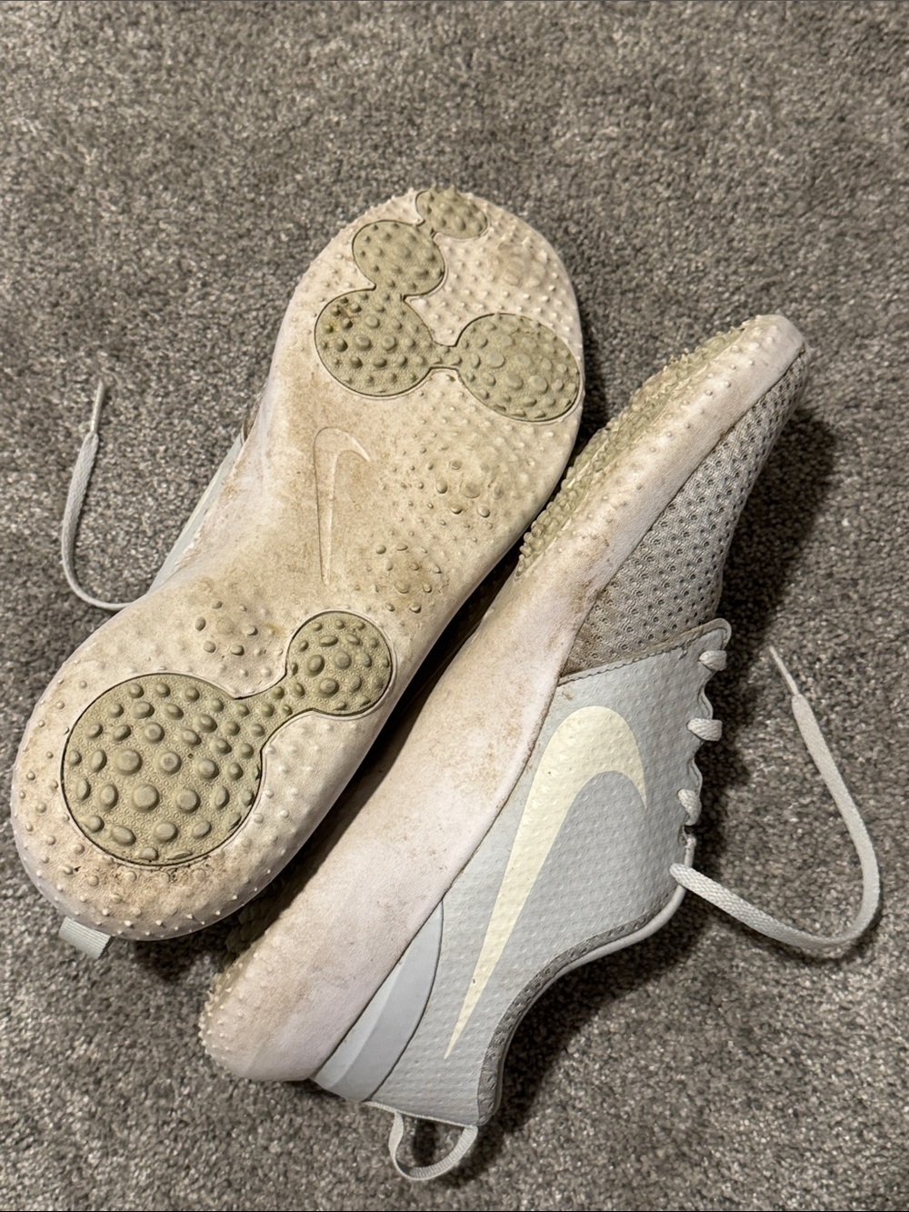Nike Light Gray and White - Golf Shoes - Picture 5 of 5
